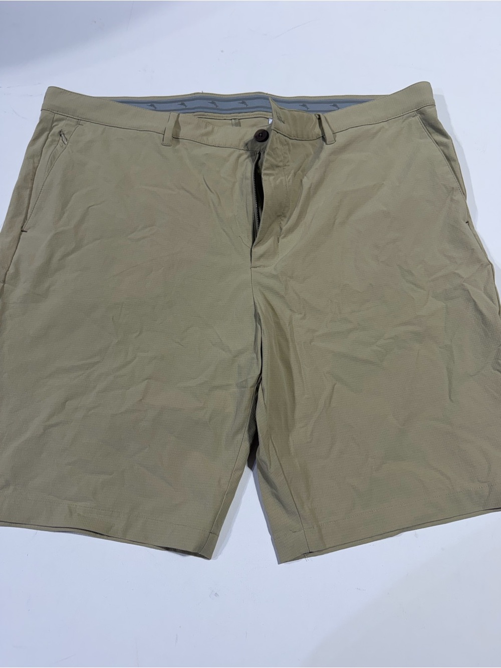 Tommy Bahama Men's Flat Front Shorts in Khaki